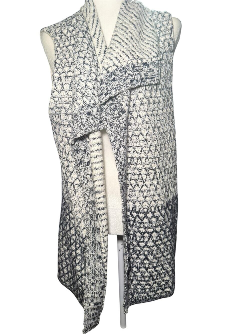 Chico's Black White Chunky Knit Draped Open Front Sweater Vest, Size Large